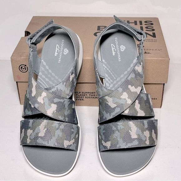 Clarks Cloudsteppers Mira Lily Sport Sandals - Picture 5 of 7